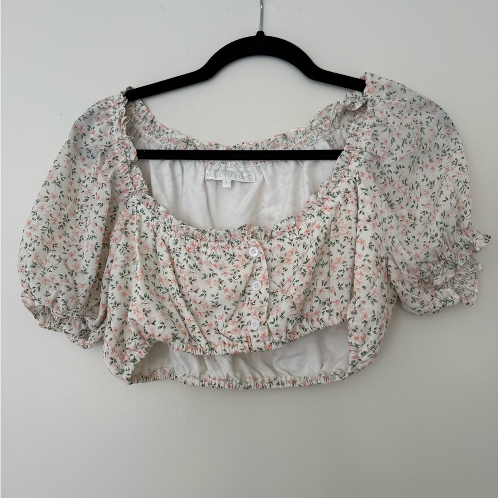 Floral Puff Sleeve Crop Top